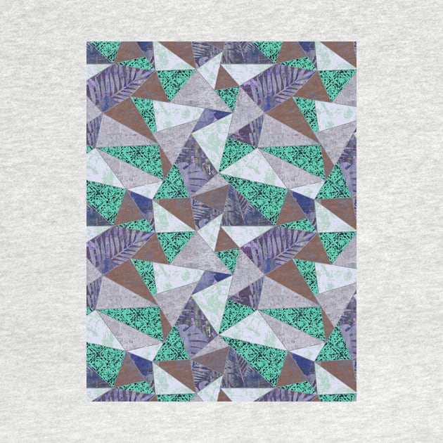 Pattern clash quilt triangle by Remotextiles